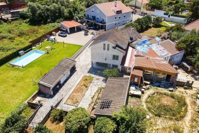 Moradia T3 para Venda em Rio de Mouro