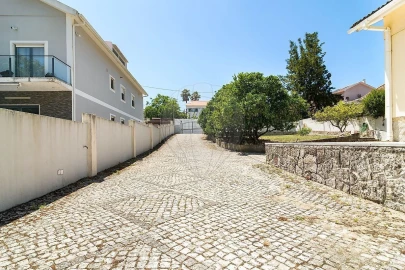 Moradia T3 para Venda em Rio de Mouro