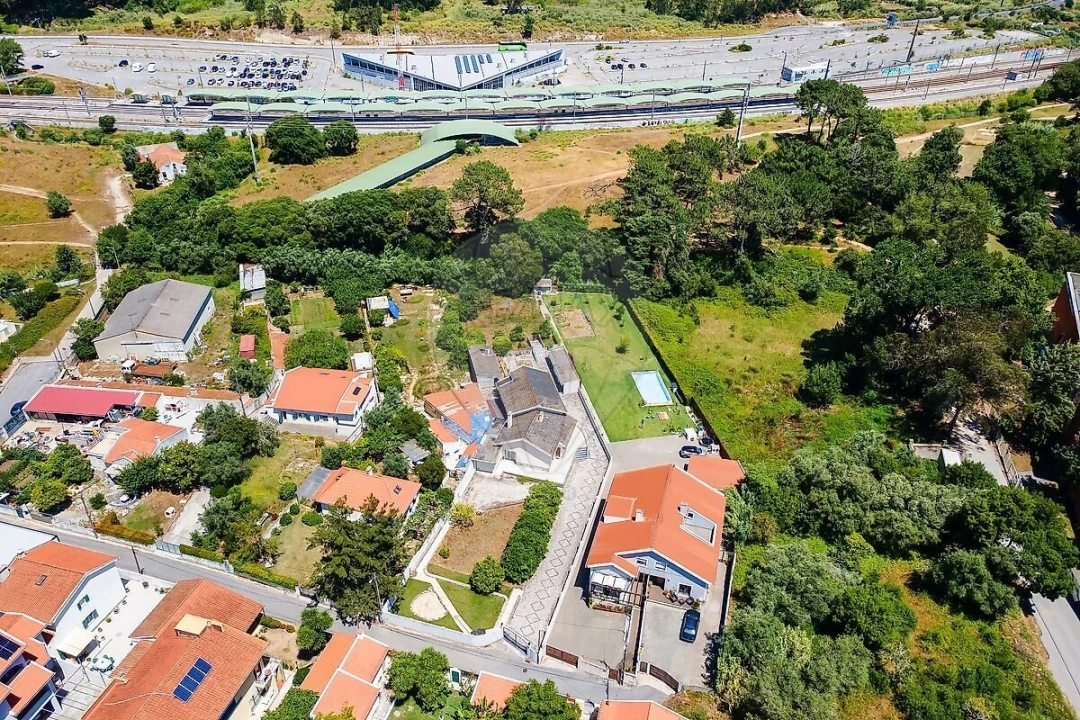 Moradia T3 para Venda em Rio de Mouro Foto 38