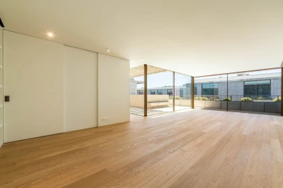Apartamento T4 para Venda em Aldoar, Foz do Douro e Nevogilde