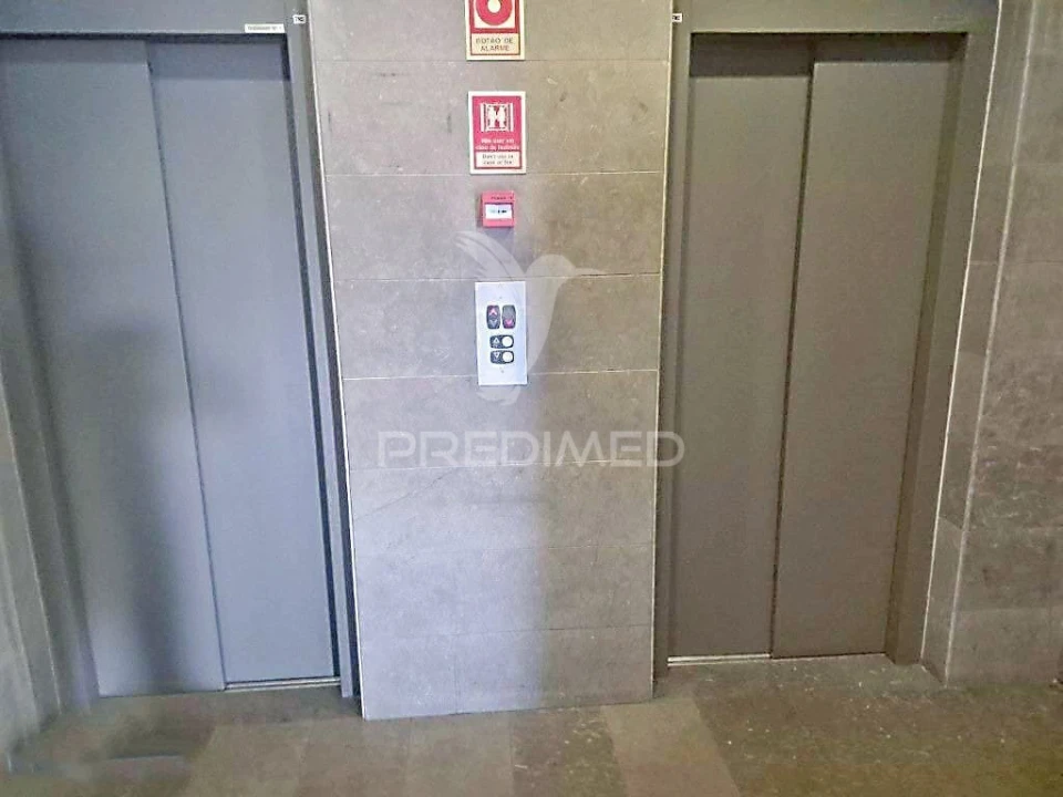 Apartamento T2 para Venda em Vila Franca de Xira Foto 25