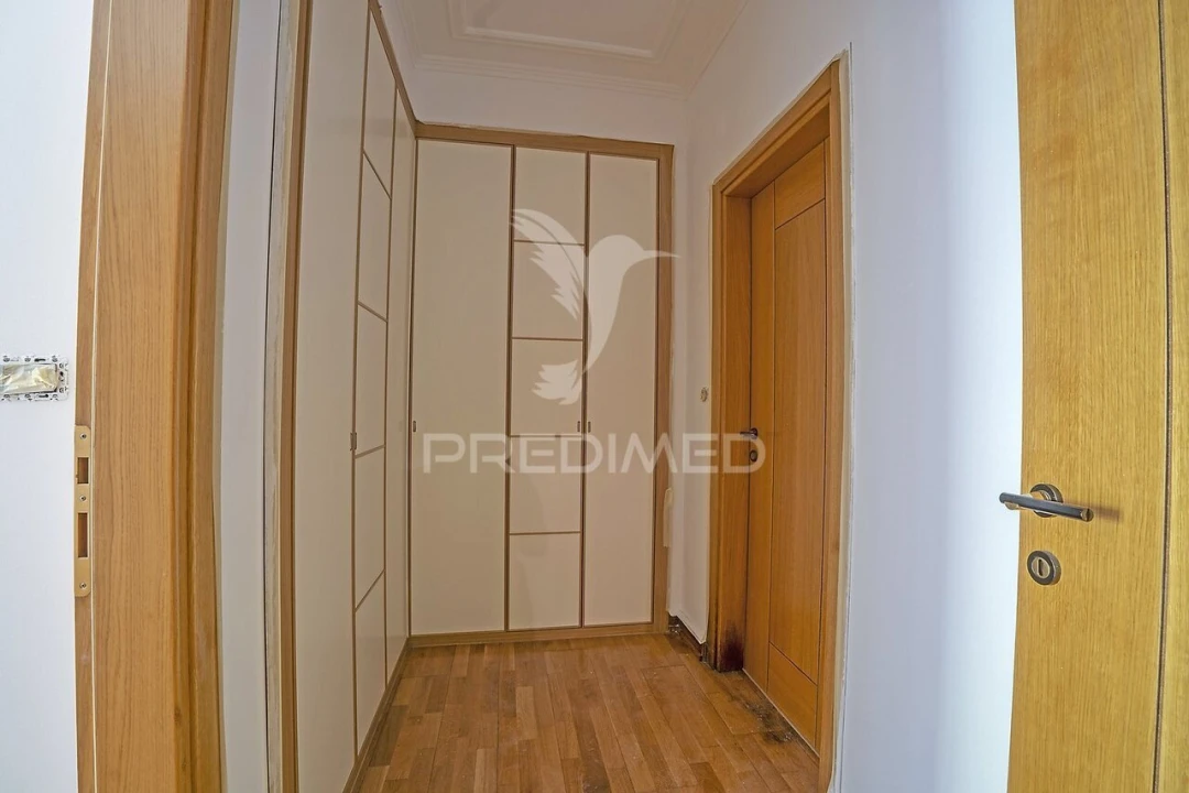 Apartamento T2 para Venda em Vila Franca de Xira Foto 10