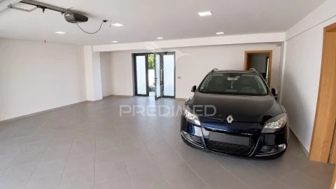 Moradia T3 para Venda em Airães