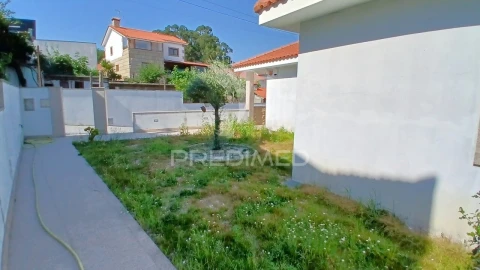 Moradia T3 para Venda em Airães