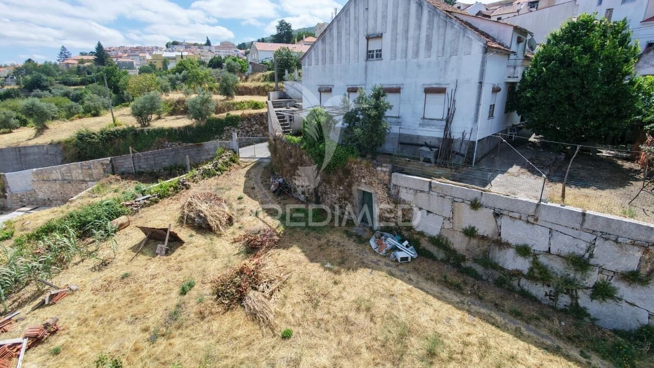 Moradia T0 para Venda em Gouveia (São Pedro e São Julião) Foto 14