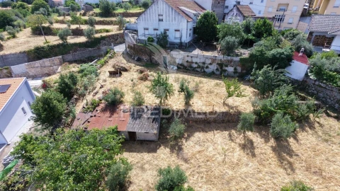 Moradia T0 para Venda em Gouveia (São Pedro e São Julião)