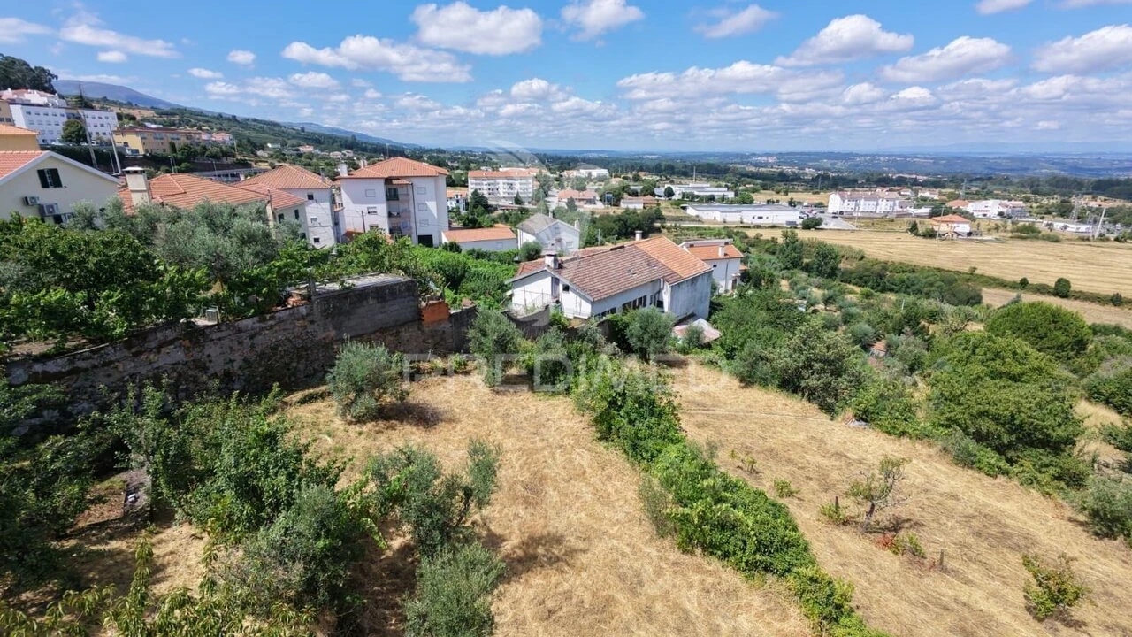 Moradia T0 para Venda em Gouveia (São Pedro e São Julião) Foto 15