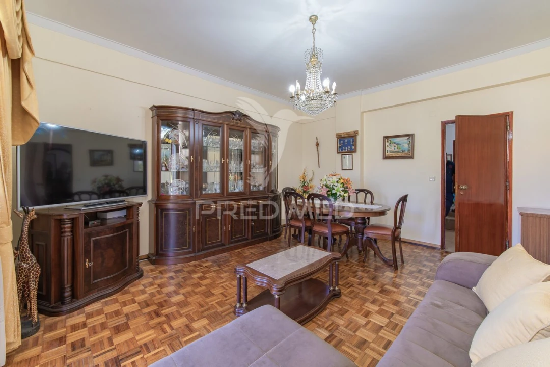 Apartamento T3 para Venda em Póvoa de Santa Iria e Forte da Casa Foto 24