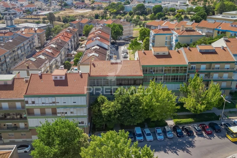 Apartamento T3 para Venda em Póvoa de Santa Iria e Forte da Casa Foto 11