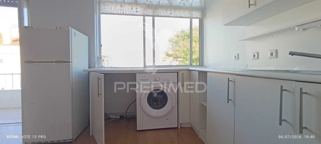 Apartamento T2 para Venda em União das Freguesias de Setúbal Foto 3