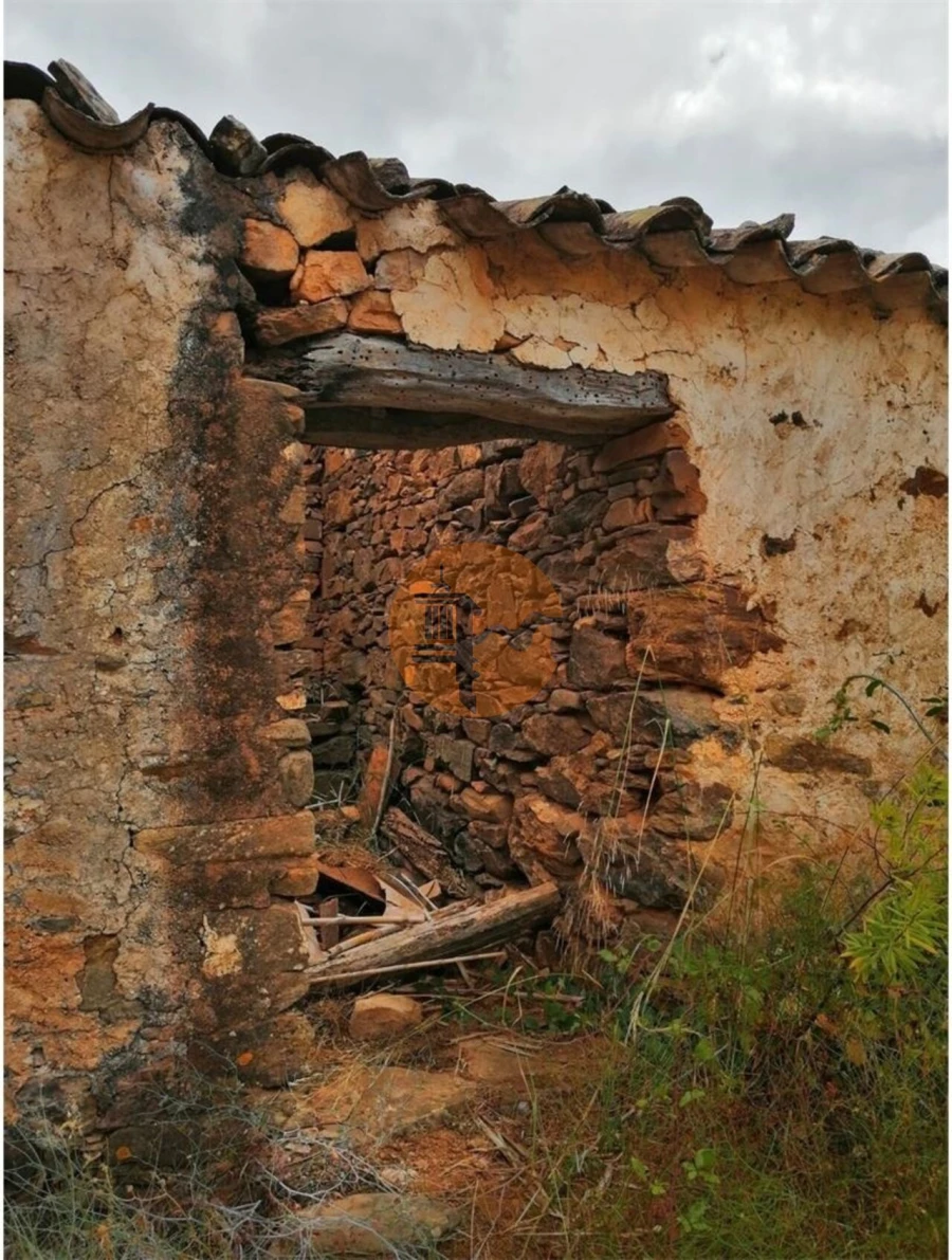 Moradia T0 para Venda em Santa Catarina da Fonte do Bispo Foto 9