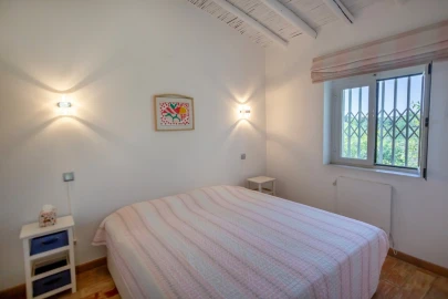 Moradia T6 para Venda em Albufeira e Olhos de Água