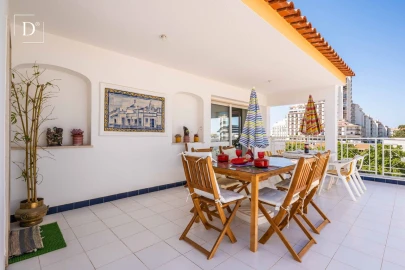 Apartamento T3 para Venda em Albufeira e Olhos de Água