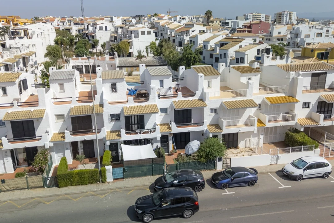 Moradia T2 para Venda em Lagos (São Sebastião e Santa Maria) Foto 25