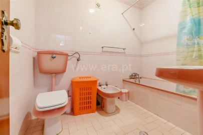 Apartamento T3 para Venda em Fundão, Valverde, Donas, A. Joanes, A. Nova Cabo