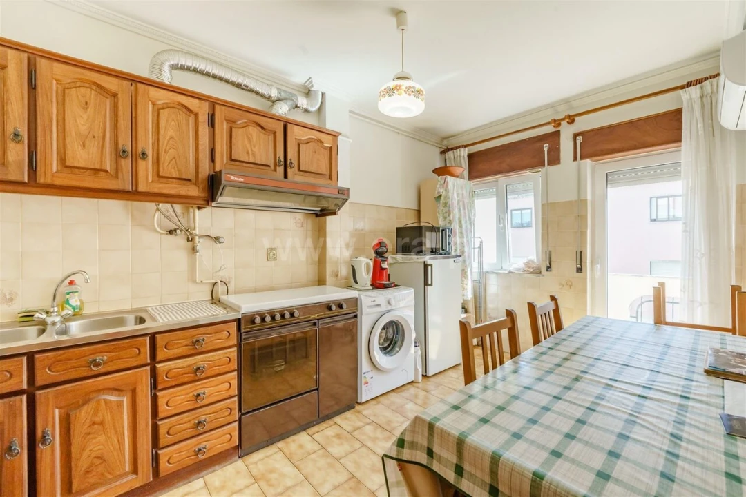 Apartamento T3 para Venda em Fundão, Valverde, Donas, A. Joanes, A. Nova Cabo Foto 2