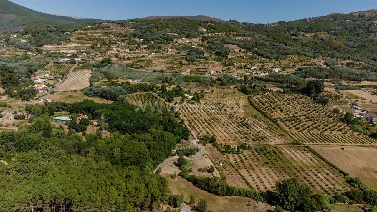 Terreno para Venda em Orjais Foto 5