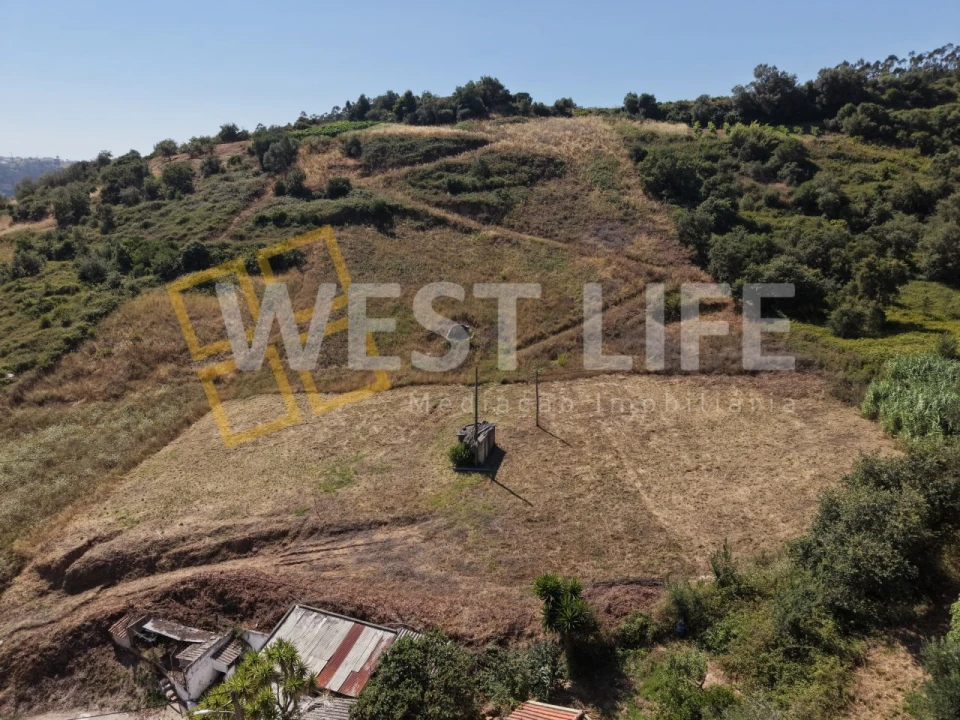Terreno para Venda em Azueira e Sobral da Abelheira Foto 1