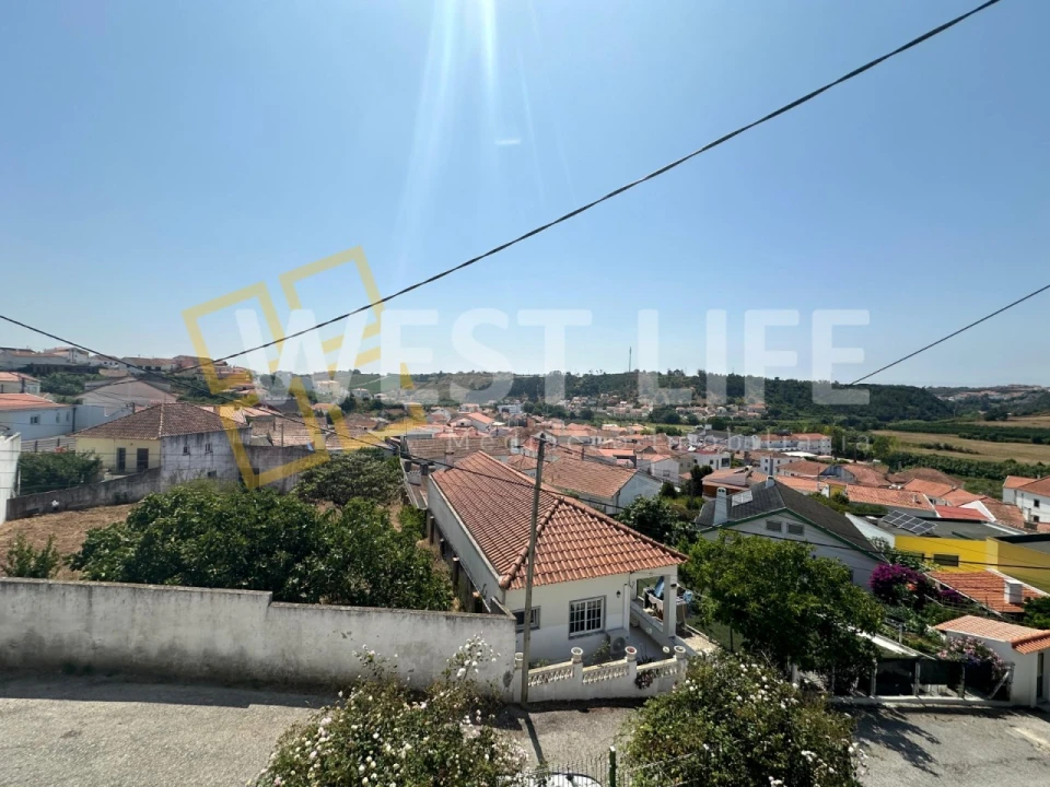 Moradia T3 para Venda em Vimeiro Foto 22