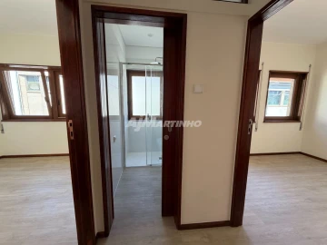 Apartamento T1 para Arrendamento em Cedofeita, Santo Ildefonso, Sé, Miragaia, São Nicolau e Vitória