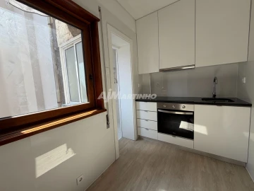 Apartamento T1 para Arrendamento em Cedofeita, Santo Ildefonso, Sé, Miragaia, São Nicolau e Vitória