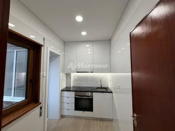 Apartamento T1 para Arrendamento em Cedofeita, Santo Ildefonso, Sé, Miragaia, São Nicolau e Vitória