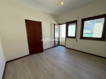 Apartamento T1 para Arrendamento em Cedofeita, Santo Ildefonso, Sé, Miragaia, São Nicolau e Vitória