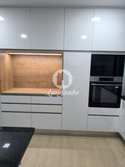 Moradia T4 para Venda em Cossourado