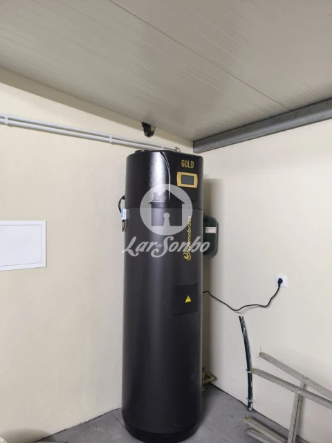 Moradia T4 para Venda em Cossourado