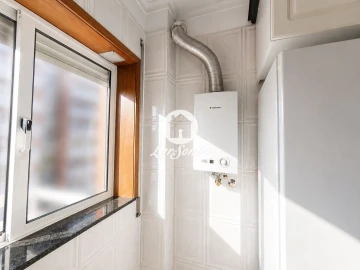 Apartamento T2 para Venda em Barcelos, V.Boa, V.Frescainha