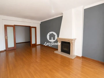 Apartamento T2 para Venda em Barcelos, V.Boa, V.Frescainha