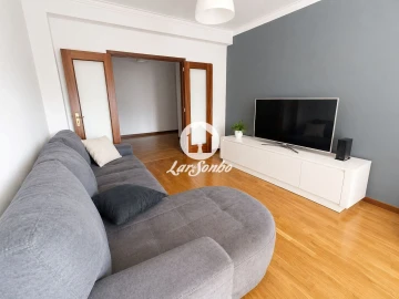 Apartamento T2 para Venda em Barcelos, V.Boa, V.Frescainha