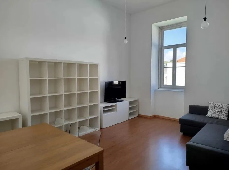 Apartamento T1 para Arrendamento em Paranhos Foto 3