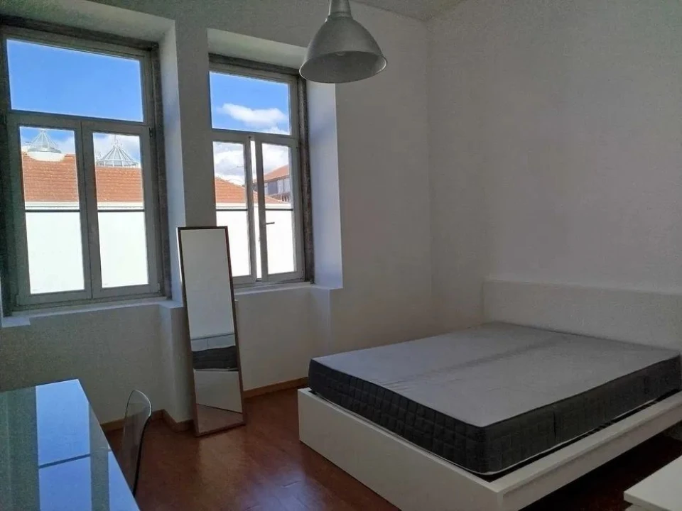 Apartamento T1 para Arrendamento em Paranhos Foto 6