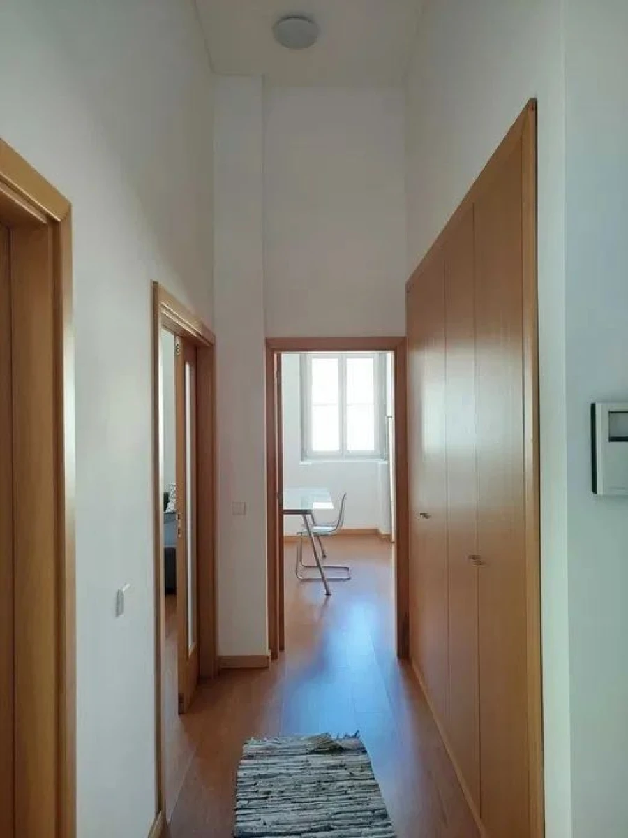 Apartamento T1 para Arrendamento em Paranhos Foto 12