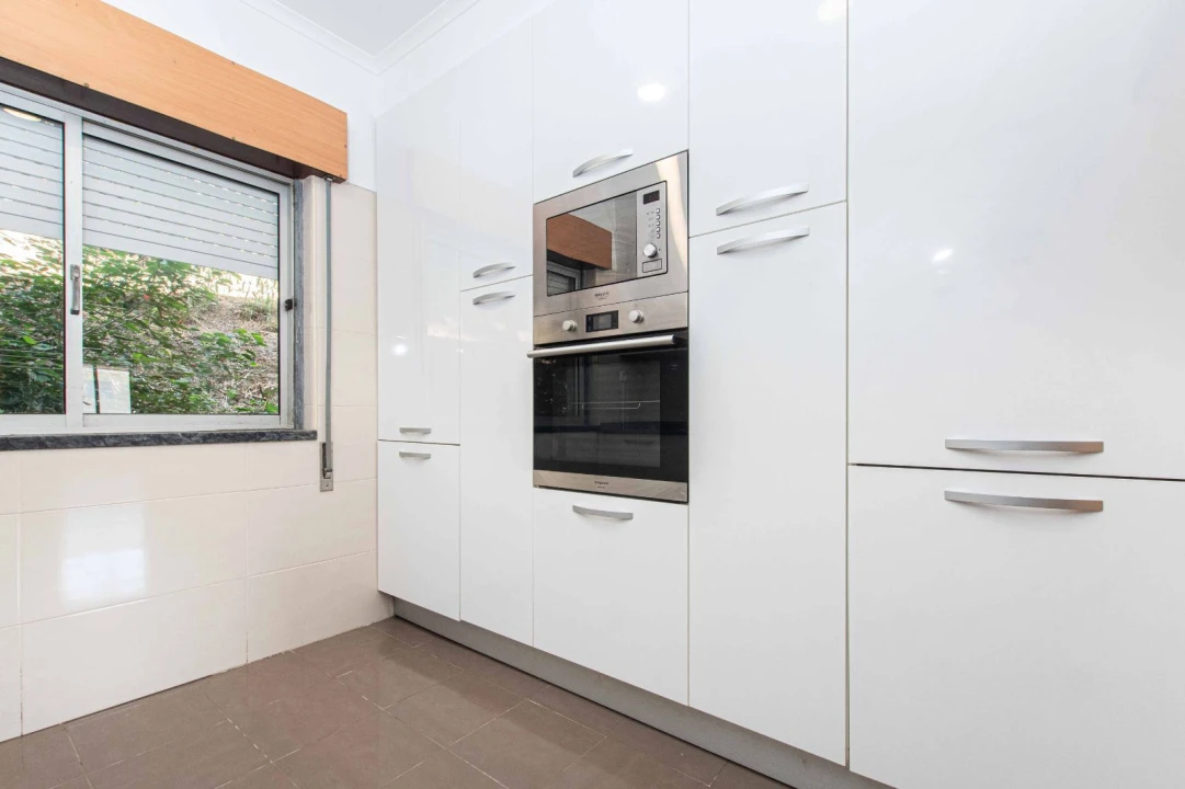 Apartamento T2 para Venda em Castanheira do Ribatejo e Cachoeiras Foto 2