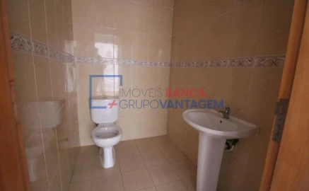 Moradia T3 para Venda em Vila Praia de Ancora