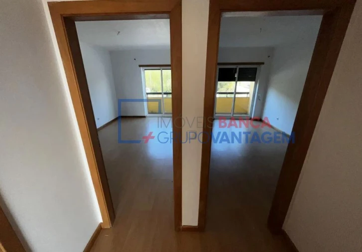 Moradia T3 para Venda em Vila Praia de Ancora Foto 10