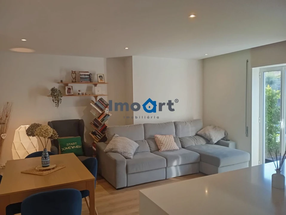 Apartamento T2 para Venda em Gião Foto 11