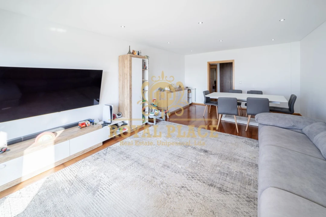 Apartamento T3 para Venda em Rio Meão Foto 1