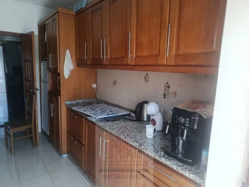 Apartamento T2 para Venda em Oliveira do Hospital e São Paio de Gramaços