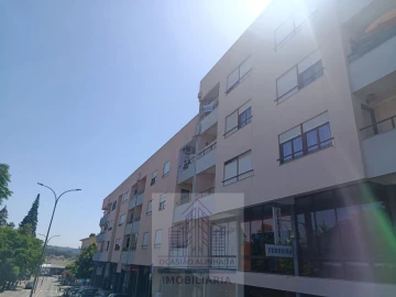 Apartamento T2 para Venda em Oliveira do Hospital e São Paio de Gramaços
