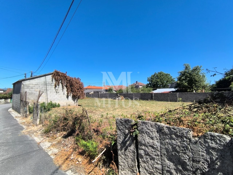 Terreno para Venda em Valença, Cristelo Covo e Arão Foto 9