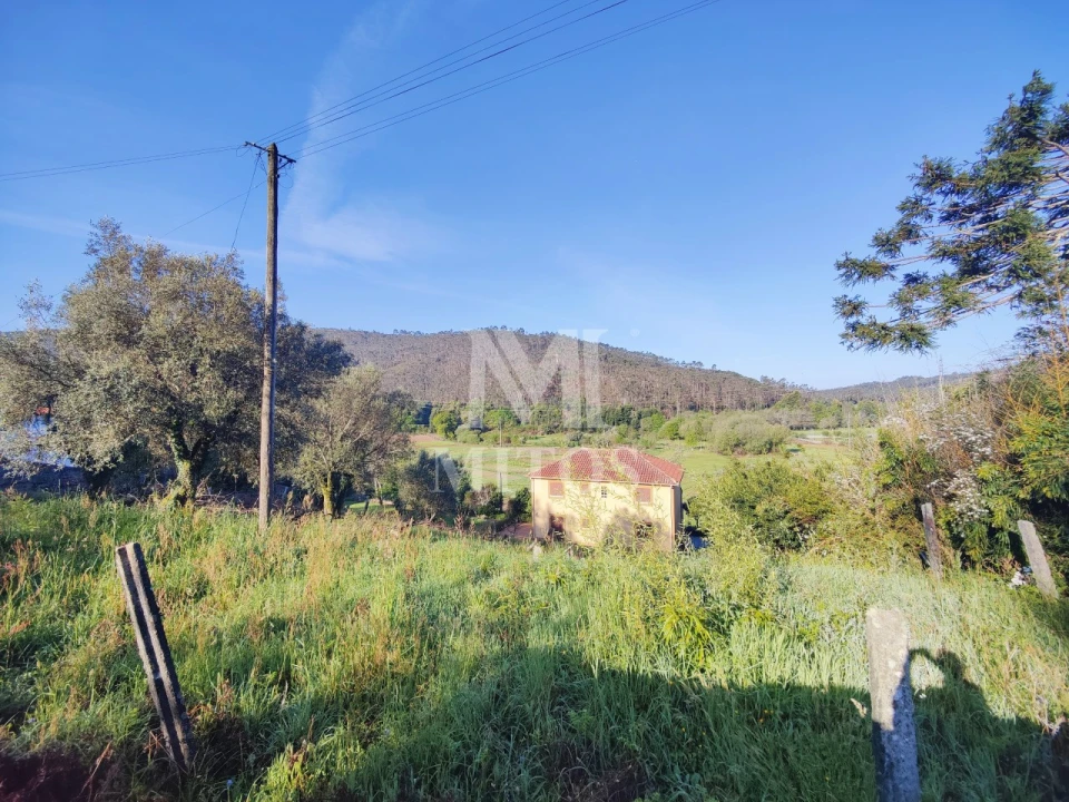 Terreno para Venda em Gondar e Orbacém Foto 10