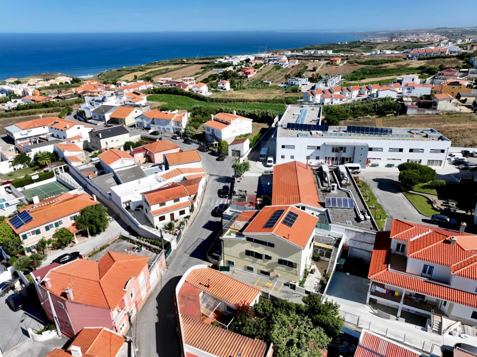 Apartamento T2 para Venda em Lourinhã e Atalaia Foto 1