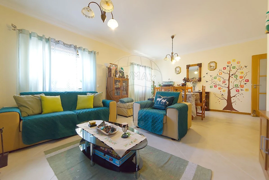 Apartamento T3 para Venda em Almeirim Foto 35