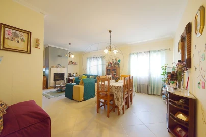 Apartamento T3 para Venda em Almeirim
