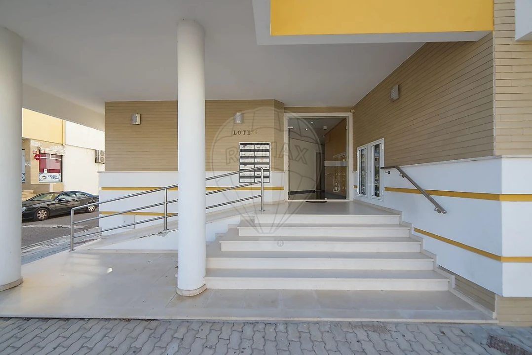 Apartamento T3 para Venda em Almeirim Foto 3