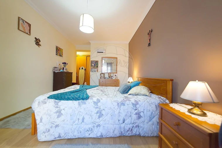 Apartamento T3 para Venda em Almeirim Foto 29