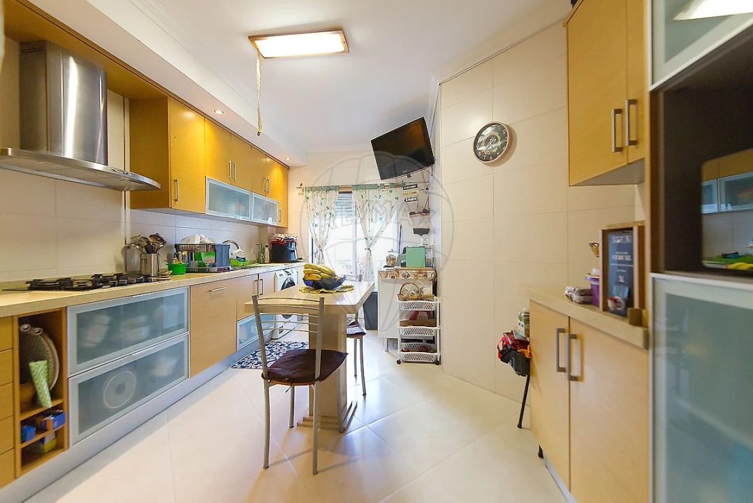 Apartamento T3 para Venda em Almeirim Foto 17